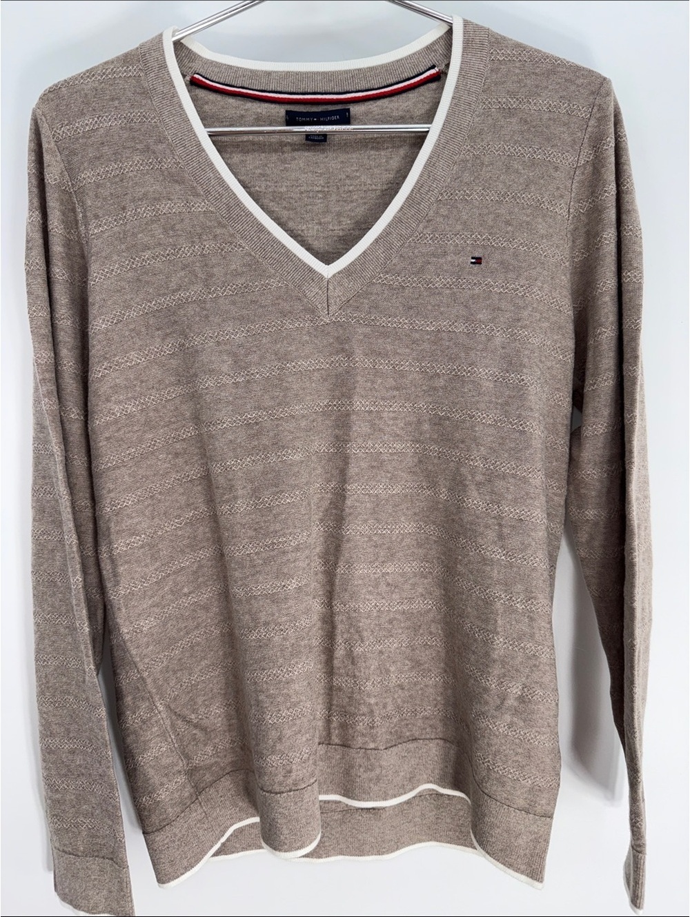 Tommy Hilfiger Men's V-Neck Pullover Sweater Size L Beige